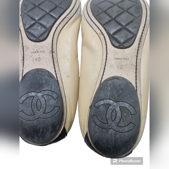 CHANEL Cap Toe Tan/ Black Ballet Flats Size 40/9-9.5 CC logo on side - Picture 11 of 13